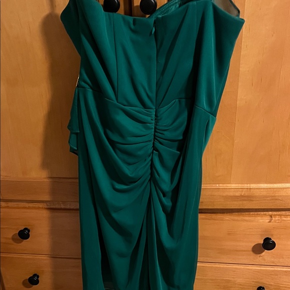 Cache One Shoulder Green Dress with Embellishments - Picture 5 of 5